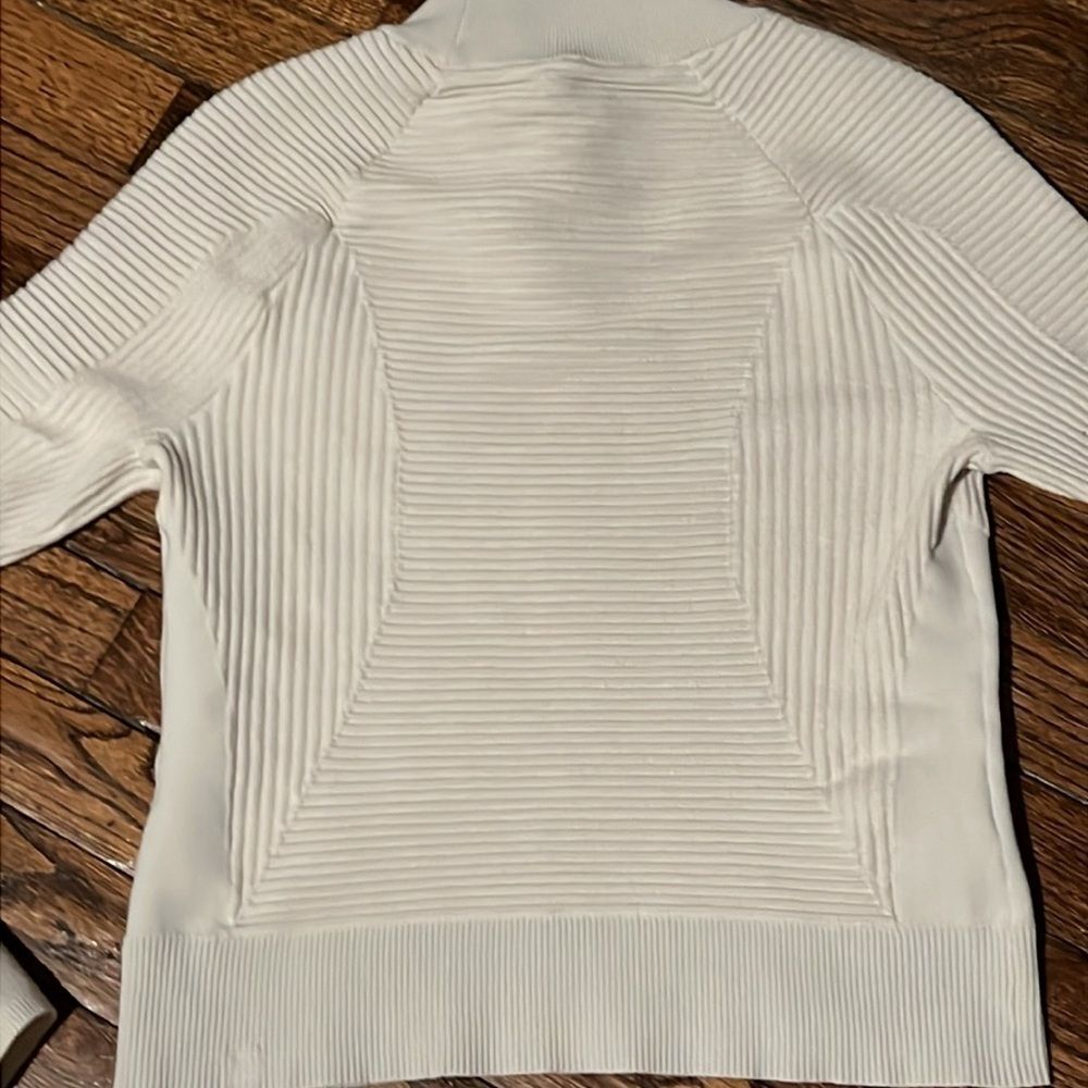 Lululemon Textured Geometric Mock Turtleneck Swea… - image 5